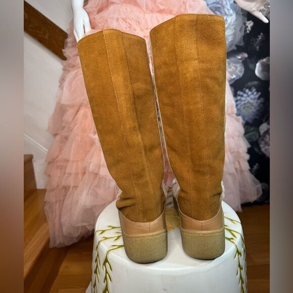 Wilder Mukluk Boots/ size 9 - Picture 11 of 15